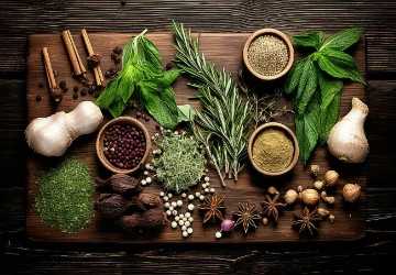 When to Use Fresh vs. Dried Herbs in Cooking